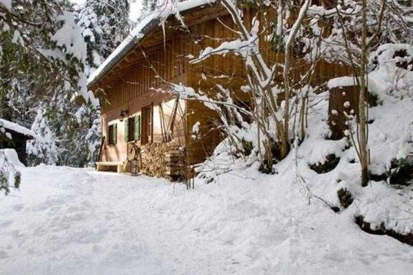 Ferienhaus am Tegernsee: Das Almhaus Webermohof im Winter