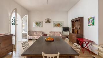 Apartment | Living area