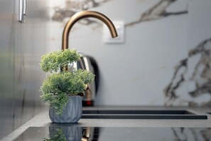 Apartment, 1 Bedroom, Balcony | Private kitchen | Oven, dishwasher, electric kettle, cookware/dishes/utensils - Apartment Stacja Łódź Estate by Renters (Lodz)