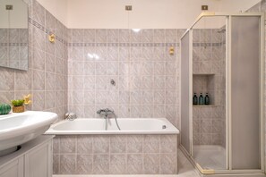 House - Sardinia Re - Corso 32 (Alghero)