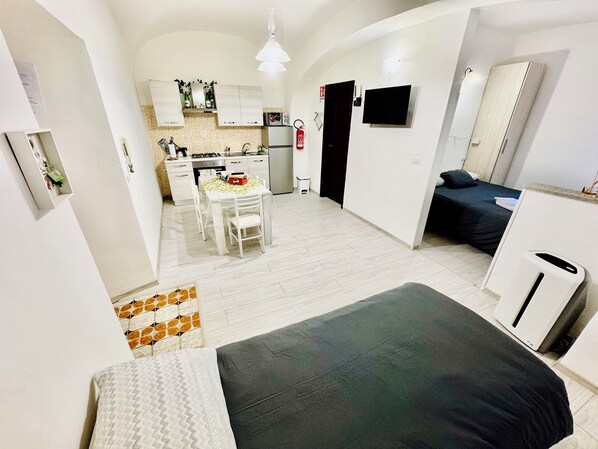 1 quarto, Wi-Fi de cortesia, roupa de cama