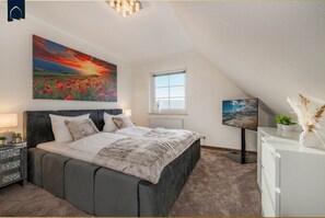 3 sovrum, skrivbord, strykjärn/strykbräda och gratis wi-fi