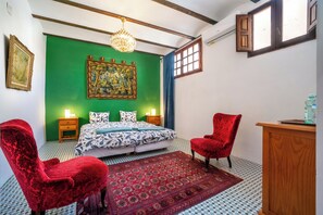 Habitación básica | Wifi gratis y ropa de cama 