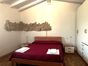 2 bedrooms, soundproofing, iron/ironing board, travel crib