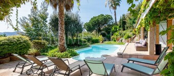 Large holiday villa with private pool and panoramic sea view