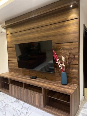 Interior - Fully Furnished 1 Bedroom Apartment @ East Legon, Accra (Accra)