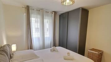 2 bedrooms, free WiFi, bed sheets