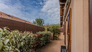 Unclassified image, 2 of 11, button - Cozy Townhouse Near Beach - Sleeps 4 (Biscarrosse Plage)