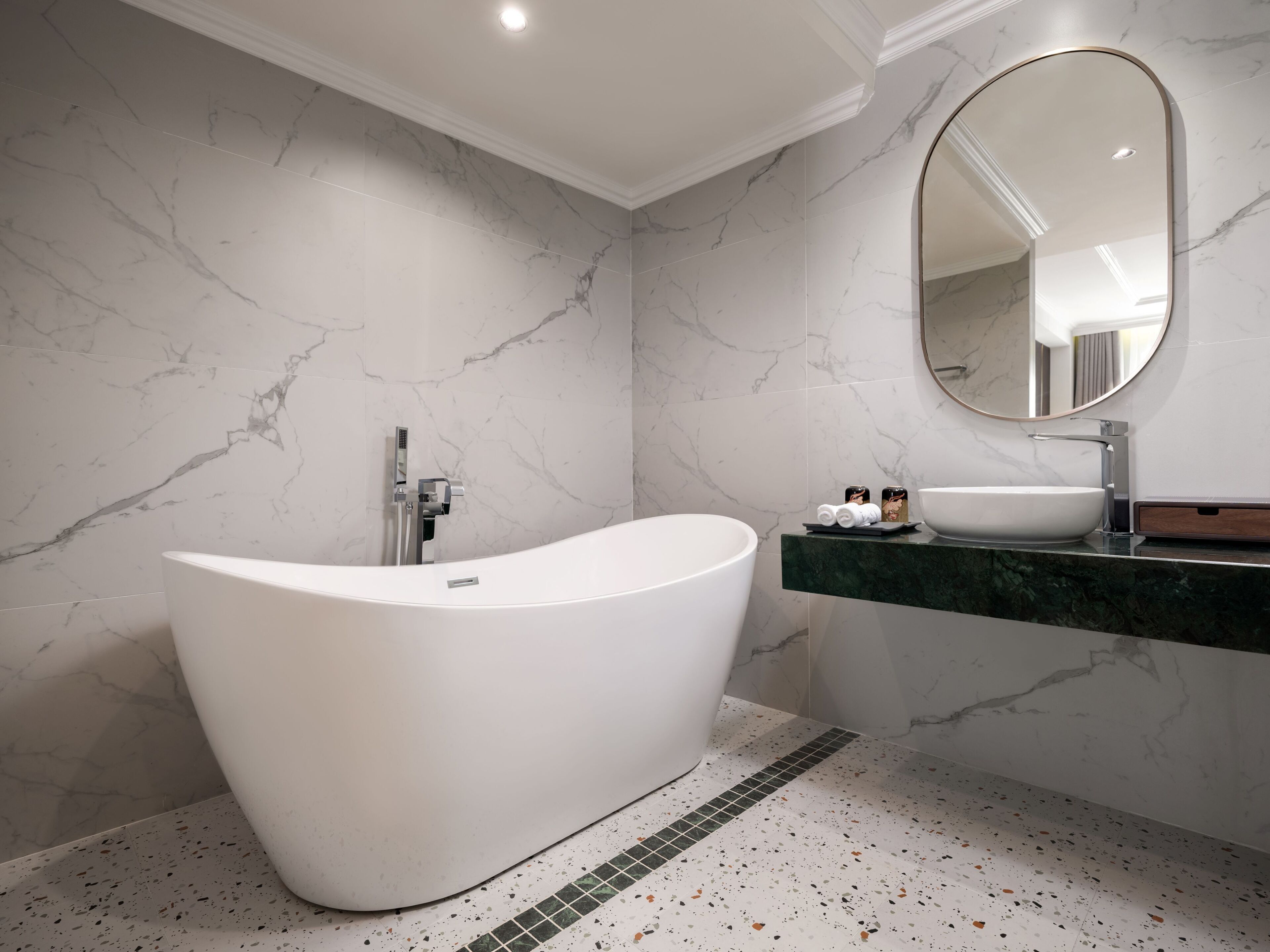 Photo - L'Signature Hotel & Spa