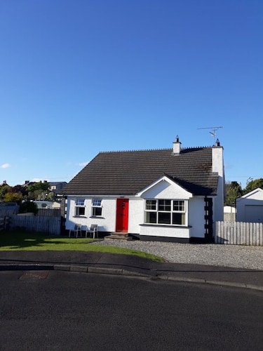 Castleshaw Holiday Home