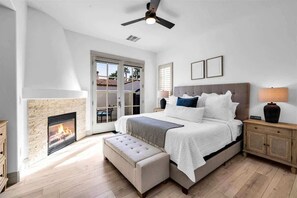 Skrivebord, strykejern/-brett, wi-fi og sengetøy