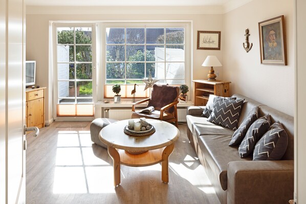 TV, DVD player, aparelho de som