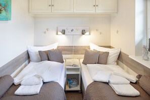 1 quarto, Wi-Fi de cortesia, roupa de cama