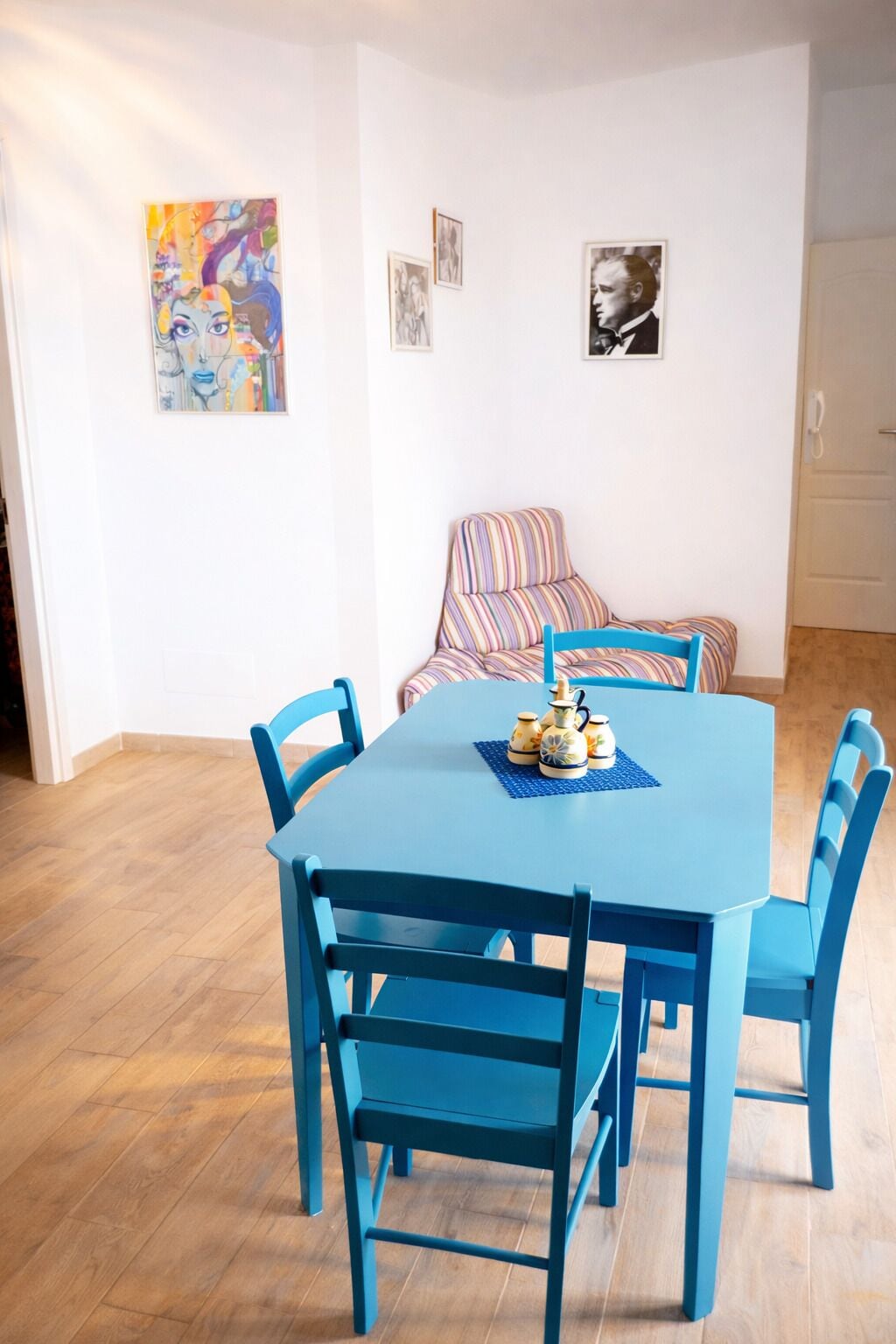 City-Apartment, 1 Schlafzimmer, Klimaanlage, Meerblick | Wohnbereich