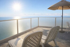 Club appartement, airconditioning, uitzicht op zee | Terras
