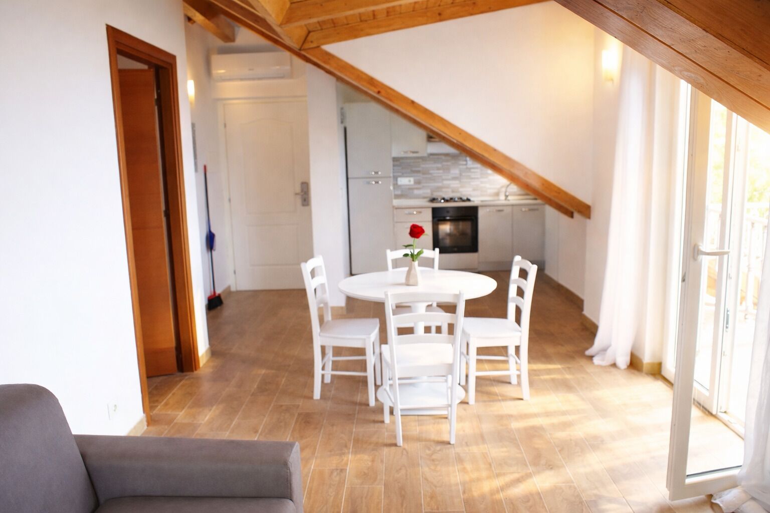 Panoramic-Apartment, Klimaanlage, Meerblick | Wohnbereich