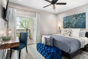 3 bedrooms, desk, iron/ironing board, travel crib