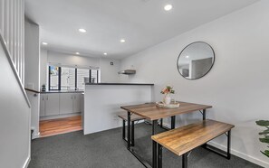 Dining - City Fringe Convenience + Parking! | Zodiak Stays (Auckland)