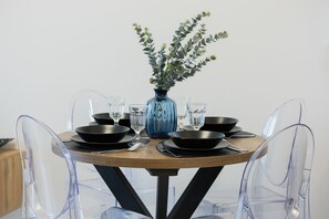 Apartment, 1 Bedroom, Balcony | Private kitchen | Microwave, oven, dishwasher, electric kettle - Cosy Apartment With Parking by Renters (Warsaw)