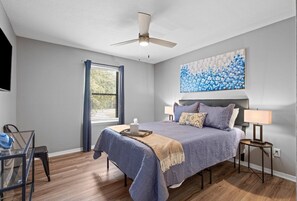 2 habitaciones, tabla de planchar con plancha y wifi gratis 