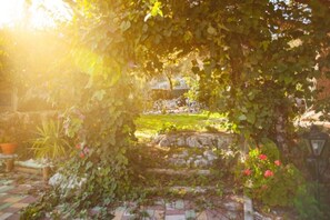 Jardines del alojamiento