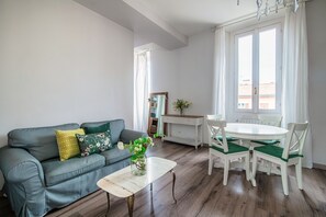 Apartment | Wohnbereich