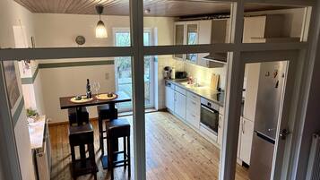 Ofen, Herdplatte, Geschirrspüler