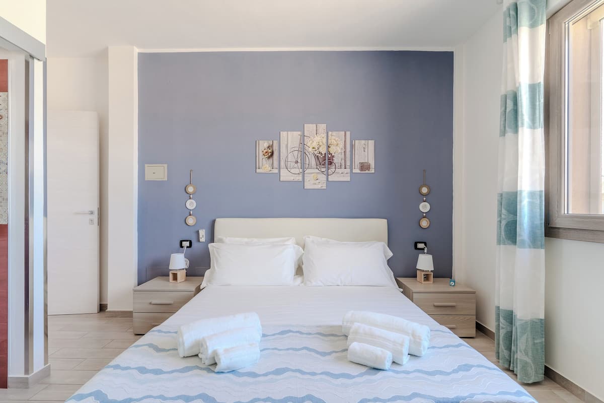Comfort kamer | Een kluis op de kamer, verduisterende gordijnen, gratis wifi, beddengoed