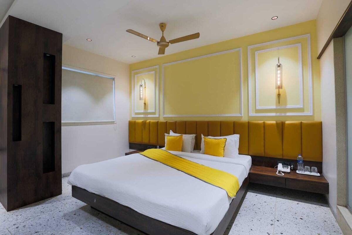 Habitación superior | Sistema de insonorización, wifi gratis, ropa de cama