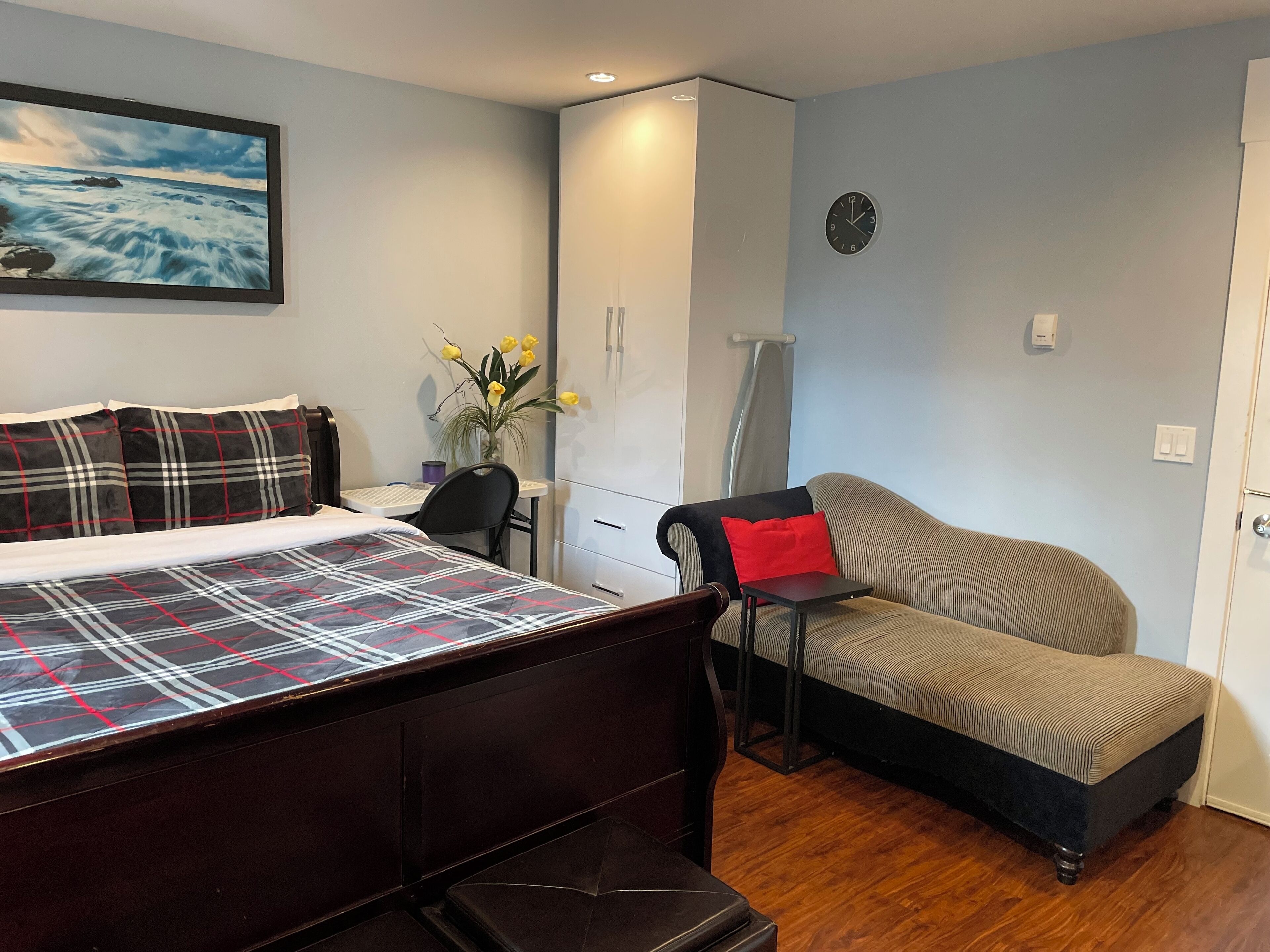 1 bedroom, desk, iron/ironing board, free WiFi