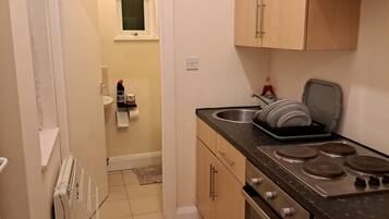 Apartment | Private kitchen | Fridge, microwave, oven, stovetop