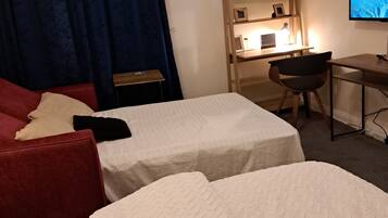 Apartment | 1 bedroom, iron/ironing board, free WiFi, bed sheets