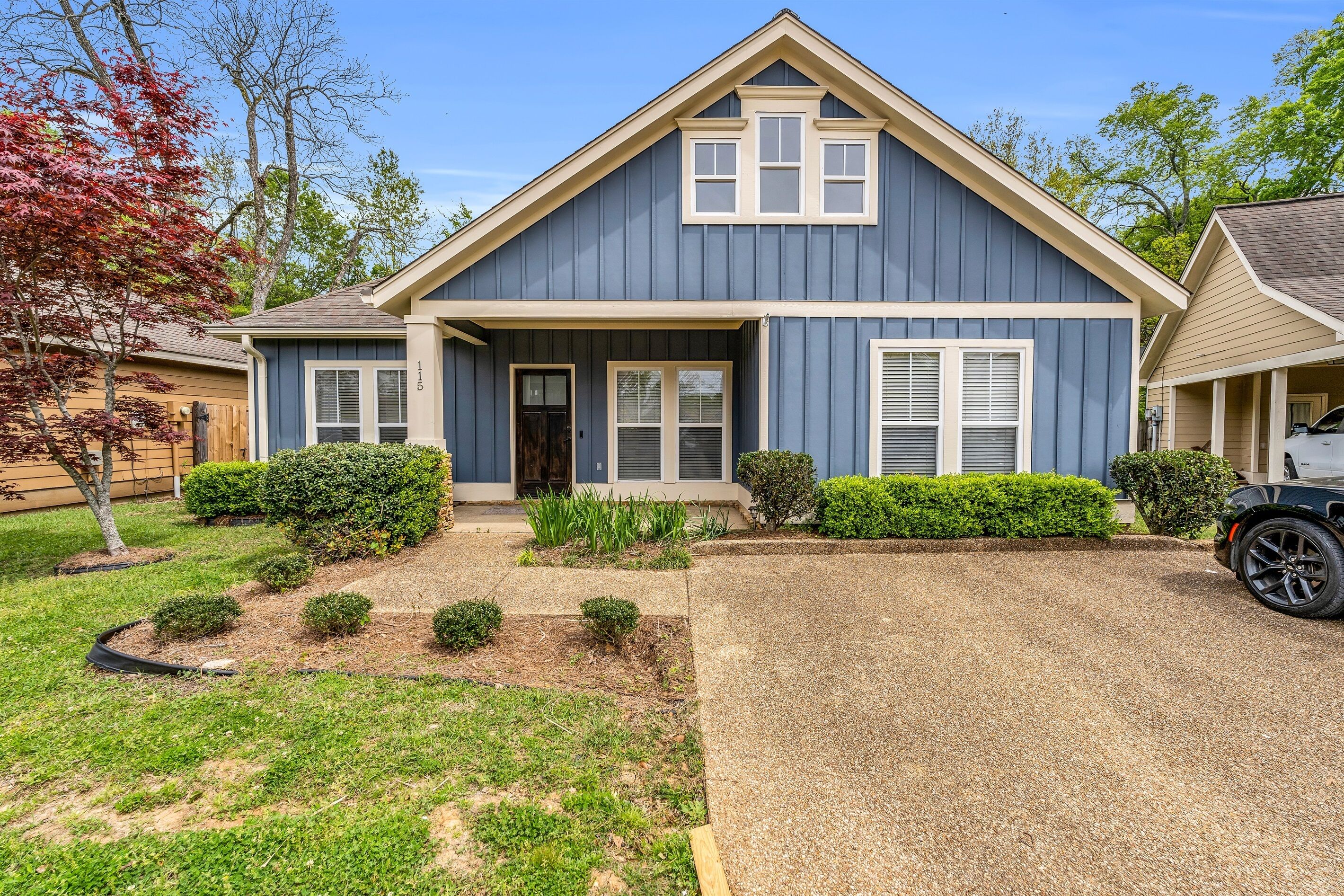 Modern Luxury Cottage | Half Mile to MSU | Patio