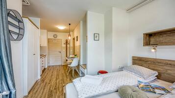 Family Studio (Apartments Jantar Studio 1) | Free WiFi, bed sheets