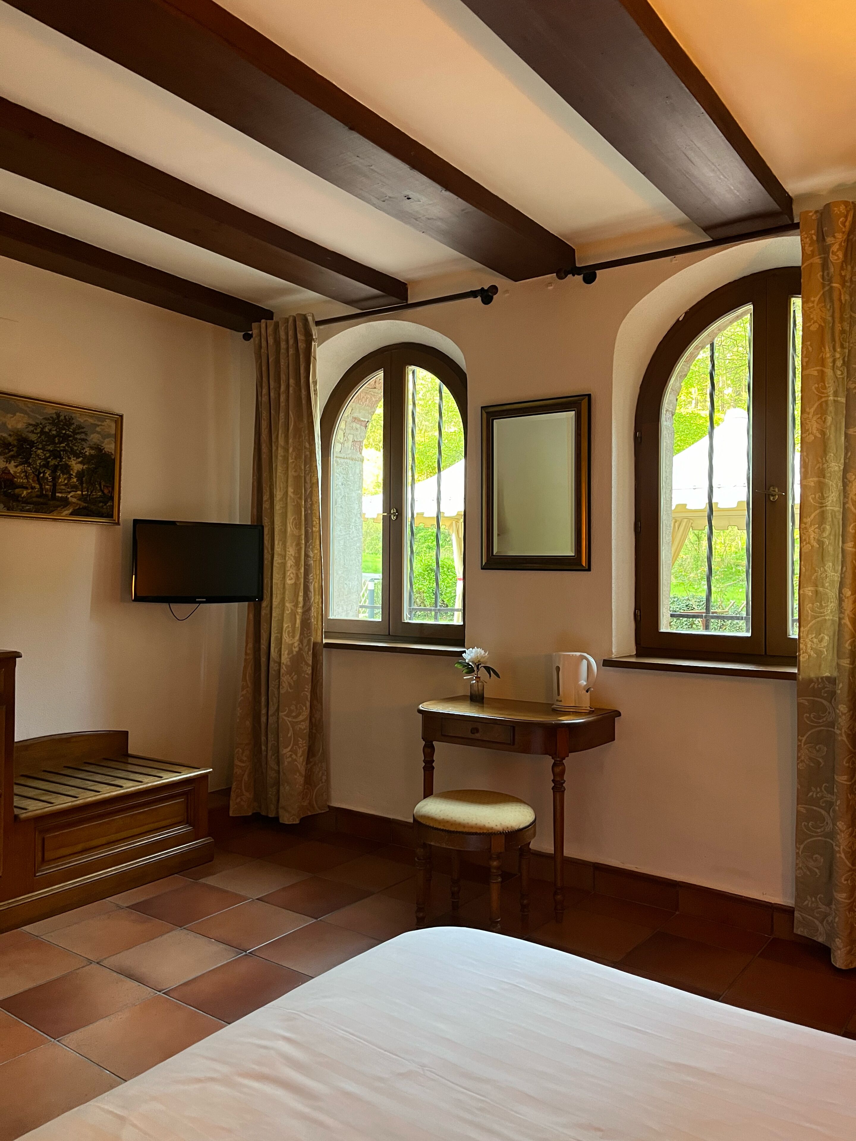 تجهيزات عازلة للصوت وواي فاي مجانًا