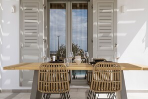 Living area - P Square Luxury Villas Naxos (Naxos)