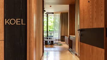 Luxury Suite with Garden View Balcony