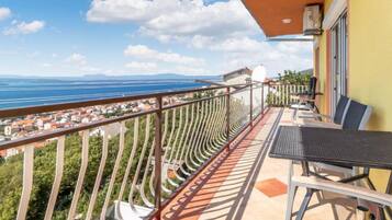 Appartement (Two Bedroom Apartment with Terrace an) | Balkon