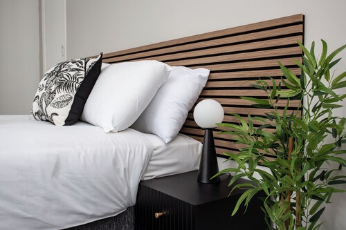 Stylish 2 bed home WIFI Smart Tv