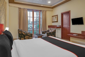 Classic Room | Desk, free WiFi