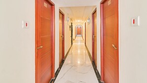 Lobby - OYO Meenaachi Inn (Chennai)