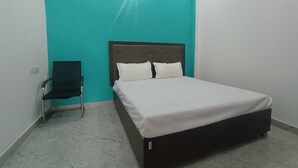 Unclassified image, 3 of 8, button - OYO Home Shri Laxmi Homestay (Faizabad)