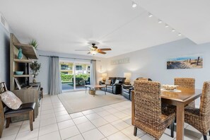 Interior - Cocoa Beach Club- Condo on the Beach! (Cocoa Beach)