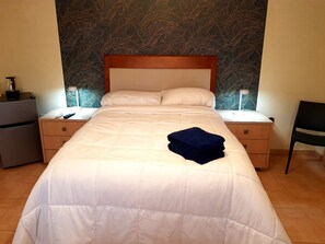 Comfort Room, Courtyard View - Island House Curacao near Curacao International Airport (Willemstad)