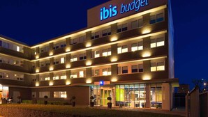 Unclassified image, 2 of 30, button - ibis Budget Aeropuerto Barcelona Viladecans (Viladecans)