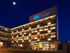 Exterior - ibis Budget Aeropuerto Barcelona Viladecans (Viladecans)