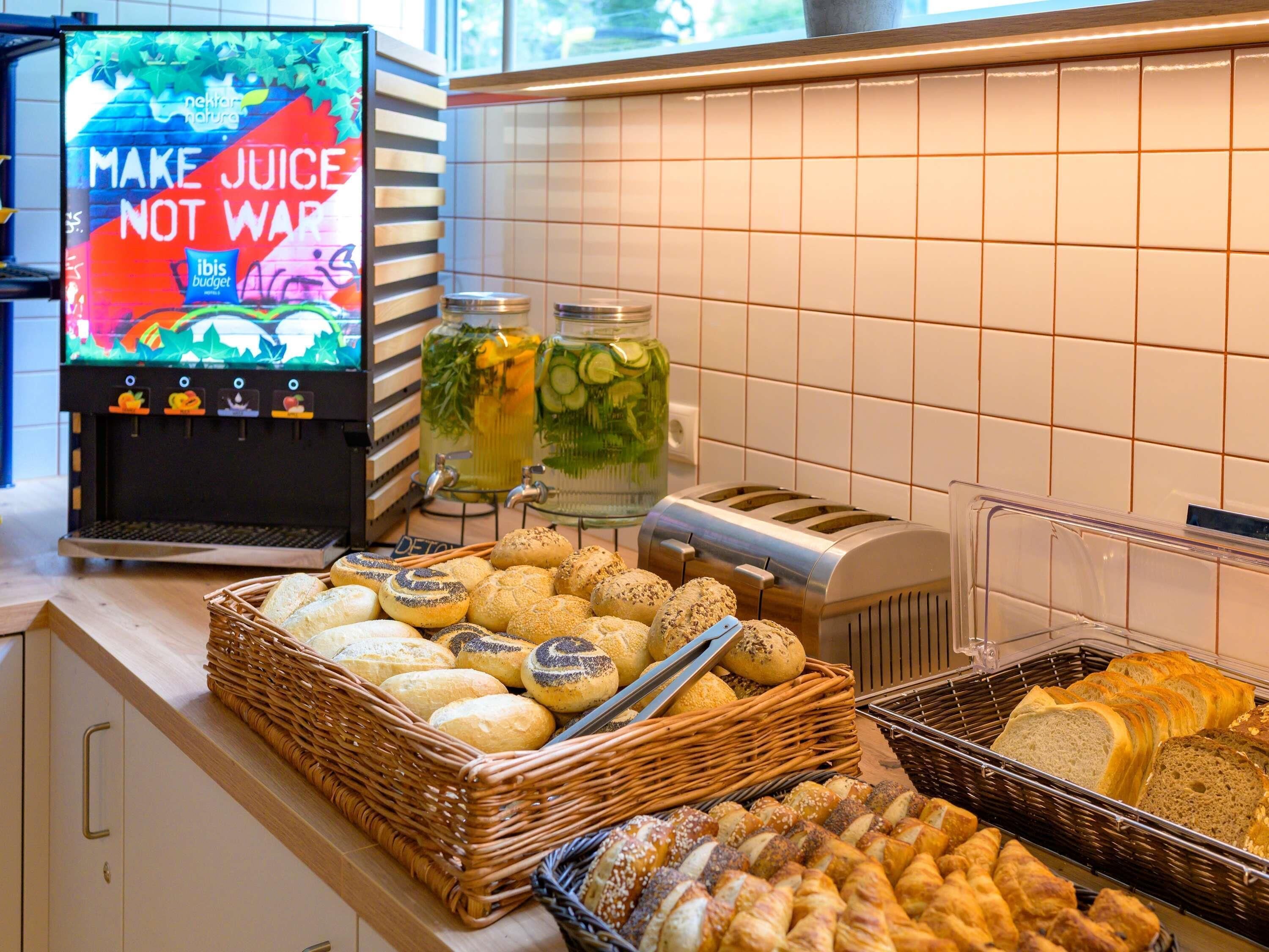 บริเวณภายนอก