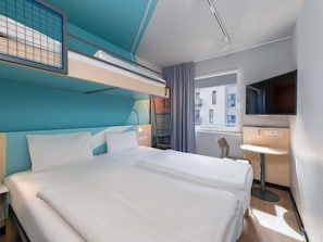 Small Triple Room, Private Bathroom (Clever Layout)