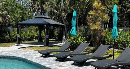 Delray Oasis: Pool, Gazebo & Beach Access