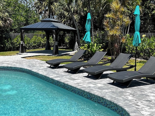 Delray Oasis: Pool, Gazebo & Beach Access